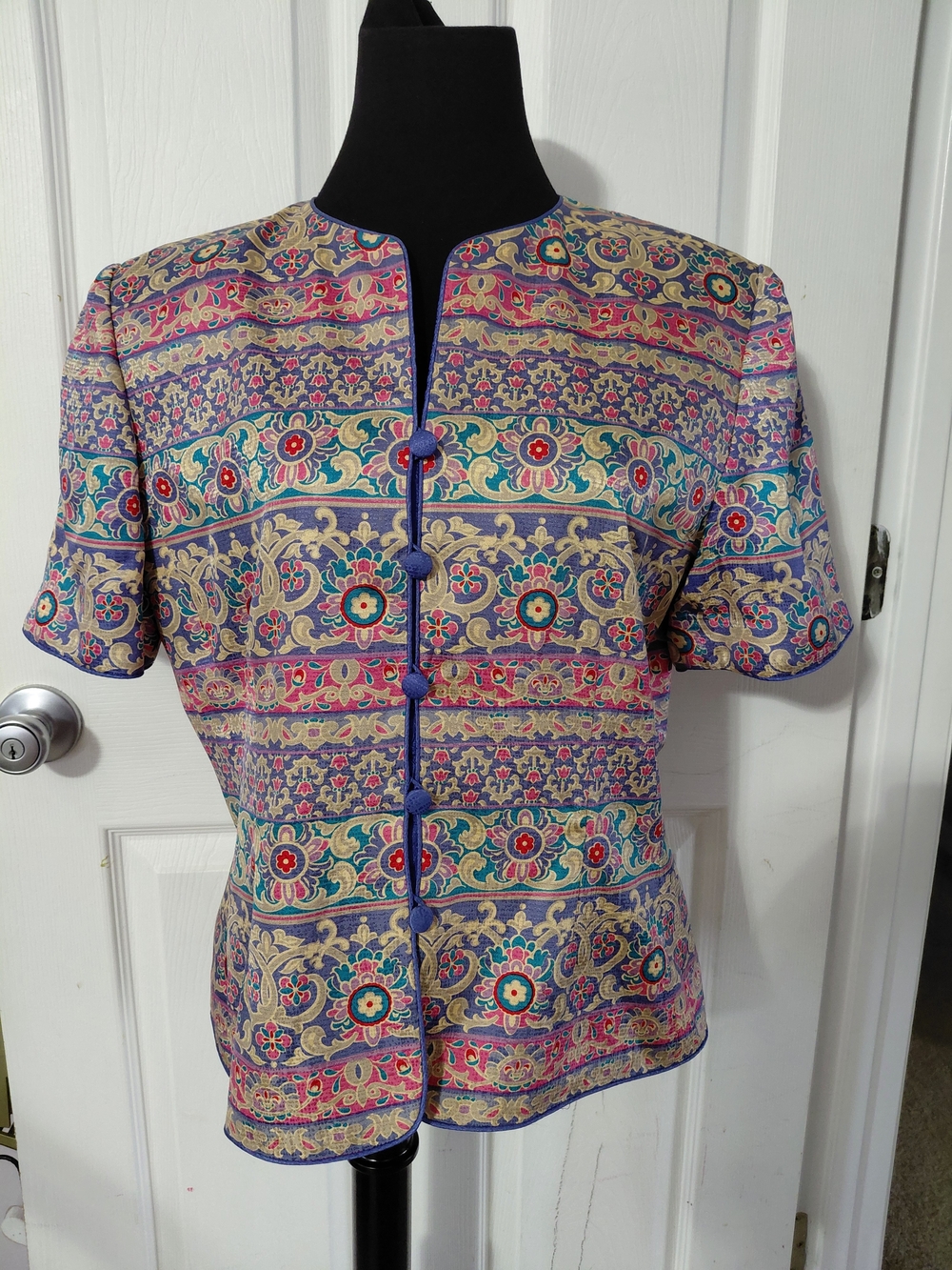 Papell Boutique Blue Multicolor Floral Brocade Button-Down Top